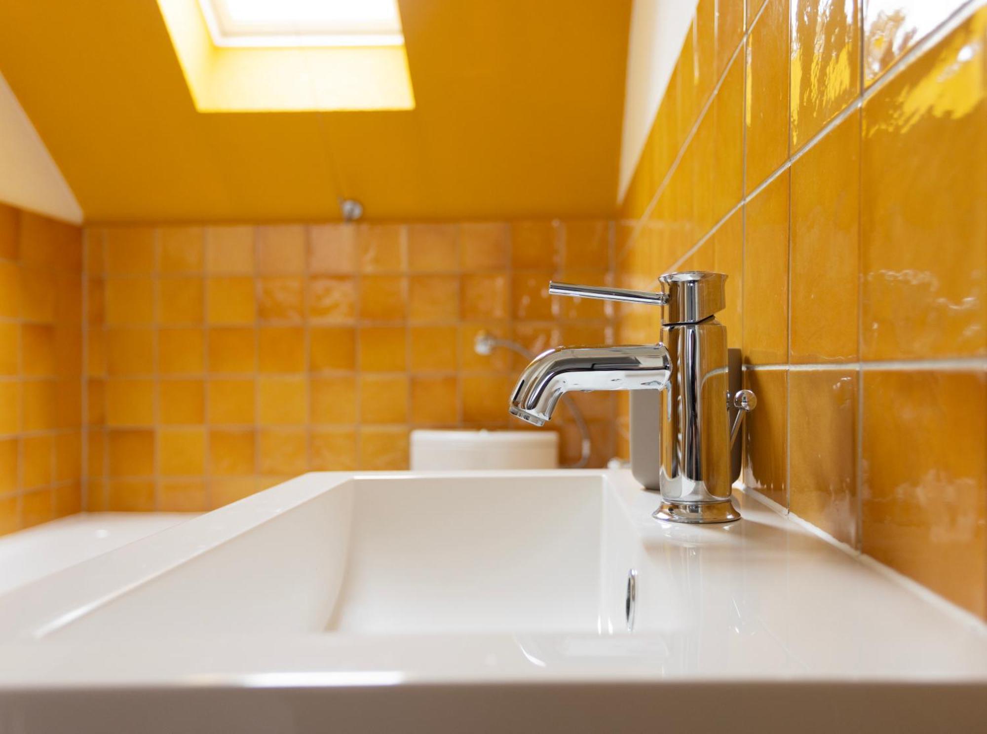 Big Flat With Fresh Renovation, Free Parking, Sonyps, Netflix Apartment Дуйсбург Екстериор снимка